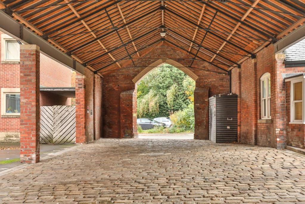 Victorian Tramsheds, Modern Apartment + Parking Sheffield Extérieur photo